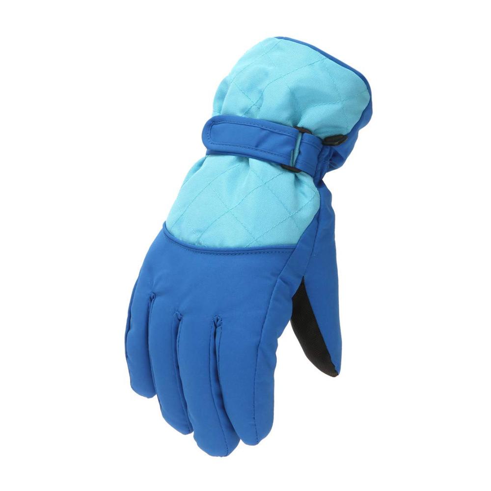 Hellblau