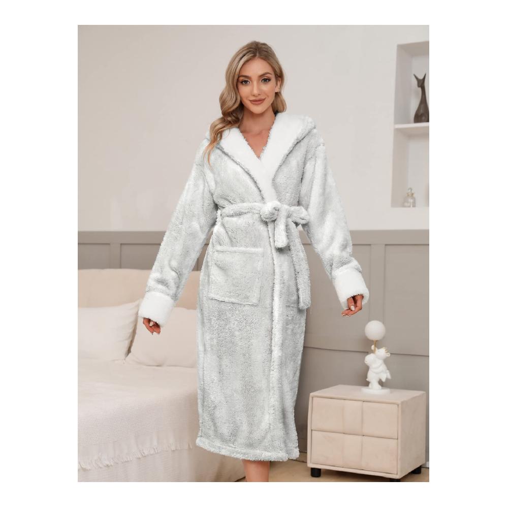 Bademäntel Damen & Herren - Kuscheliger Fleece Morgenmantel mit Kapuze Saunamantel für Reisen - Aufgesetzte Taschen und Gürtel inklusive