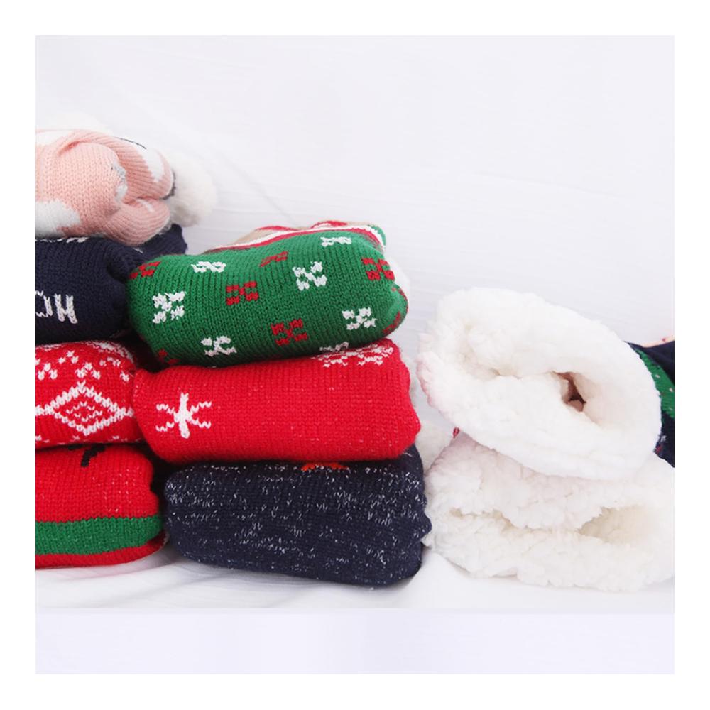 Flauschige Weihnachtssocken Warme Damen Fuzzy Socks mit Anti-Rutsch-Noppen – Kuschelsocken für den Winter 1 Paar Hüttensocken Ideale Wintersocken