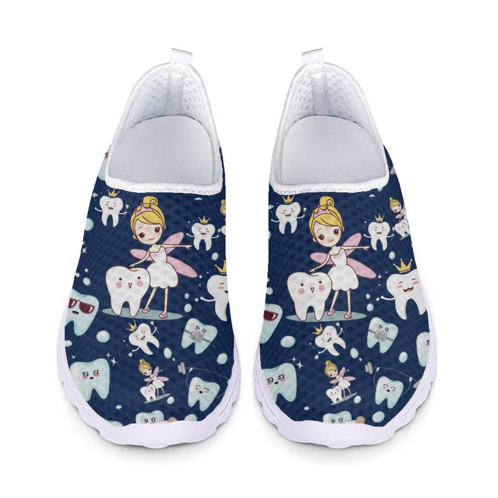 Blue Cute Nurse Pattern