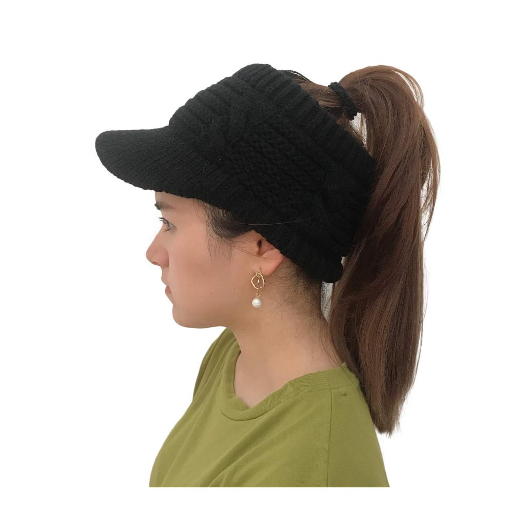 Beanie Tail Wintermütze mit Visier für Damen – Warmes Strickdesign für Hochbun & Pferdeschwanz