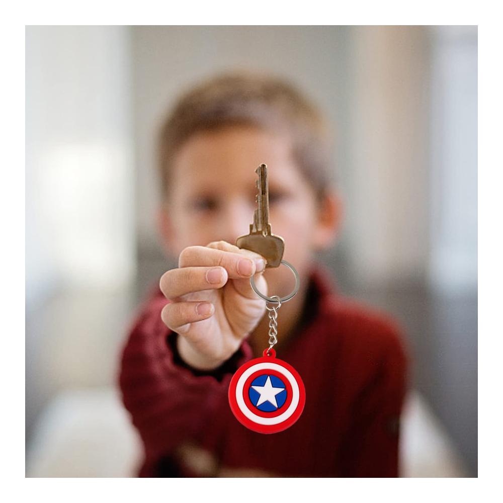 10-teiliges Superhelden-Schlüsselanhänger-Set für Herren – Spider-Man & Iron Man Karikatur Metall Schlüsselringe & Bänder für Männer und Frauen von FAMILIO